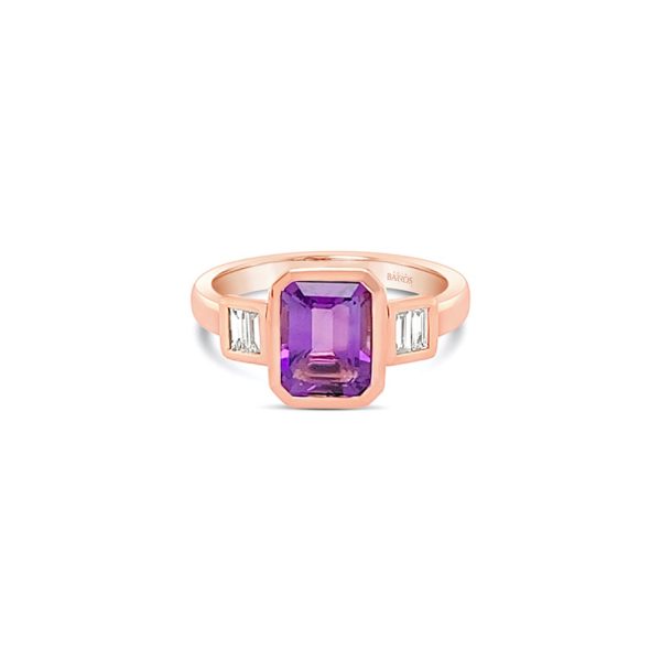 Anillo Amatista y diamantes baguette.
