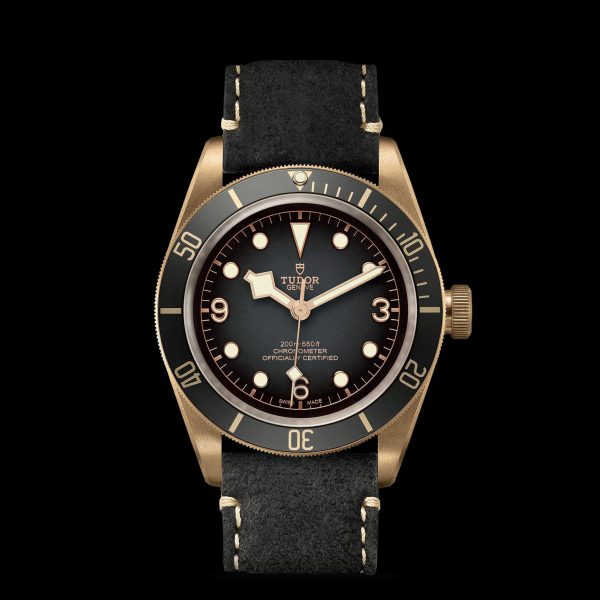 TUDOR Black Bay Bronze - M79250BA-0001