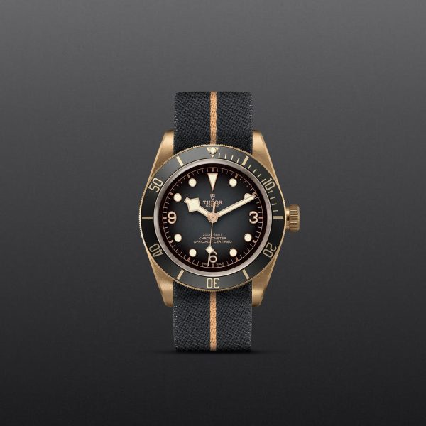 TUDOR Black Bay Bronze - M79250BA-0002