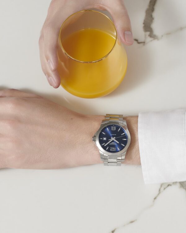Reloj Longines CONQUEST L3.759.4.96.6