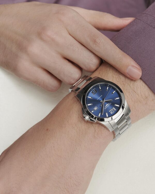 Reloj Longines CONQUEST L3.759.4.96.6